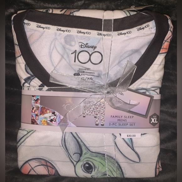 Disney Other - MENS DISNEY 2 PIECE PJS